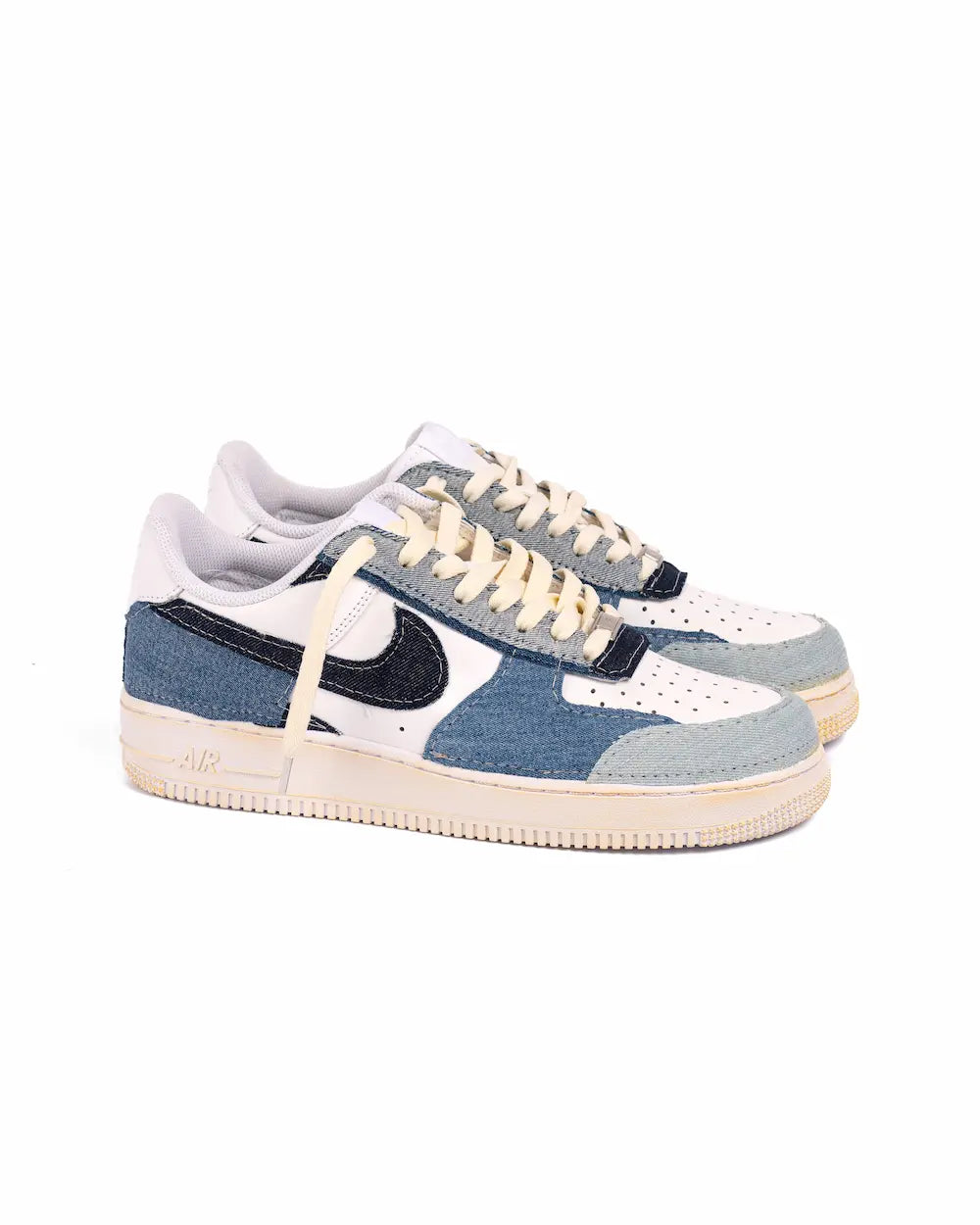 Nike air force 1 custom rivestita in jeans patchwork