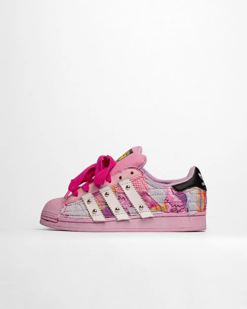 Adidas superstar custom modello Bad Girl, rosa con tessuti effetto patchwork