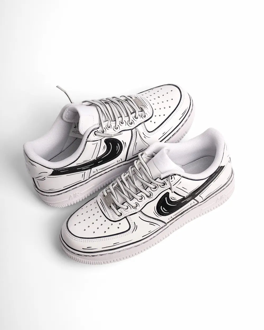 Comics Swoosh Black Air Force 1 personalizzata con linee nere effetto fumetto