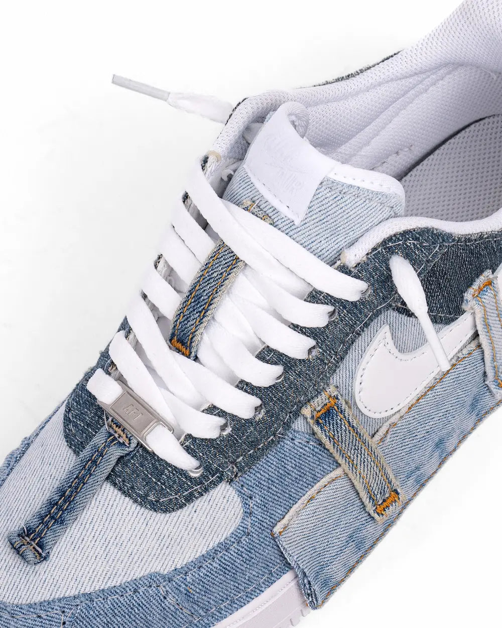 NIKE AIR FORCE 1 CUSTOM RIVESTITA IN JEANS RICICLATO