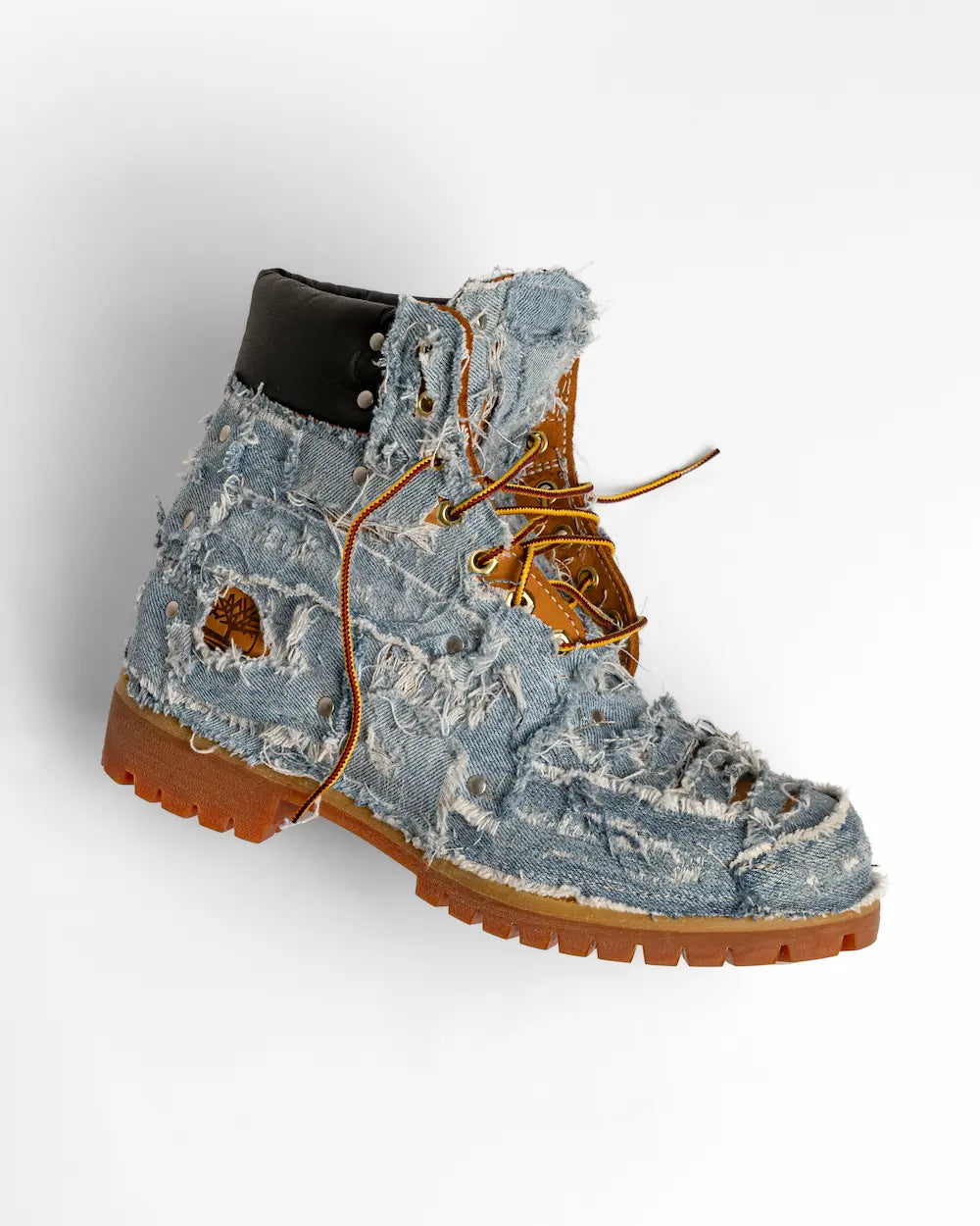 Timberland boot custom rivestito in denim chiaro patchwork