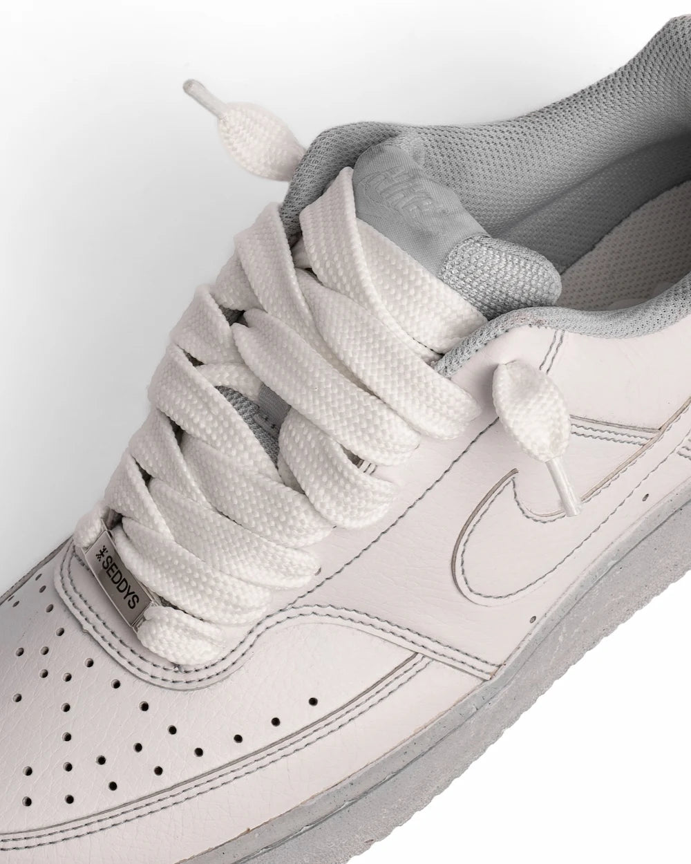 Nike Court Vision Dye Grey personalizzata in colore grigio chiaro