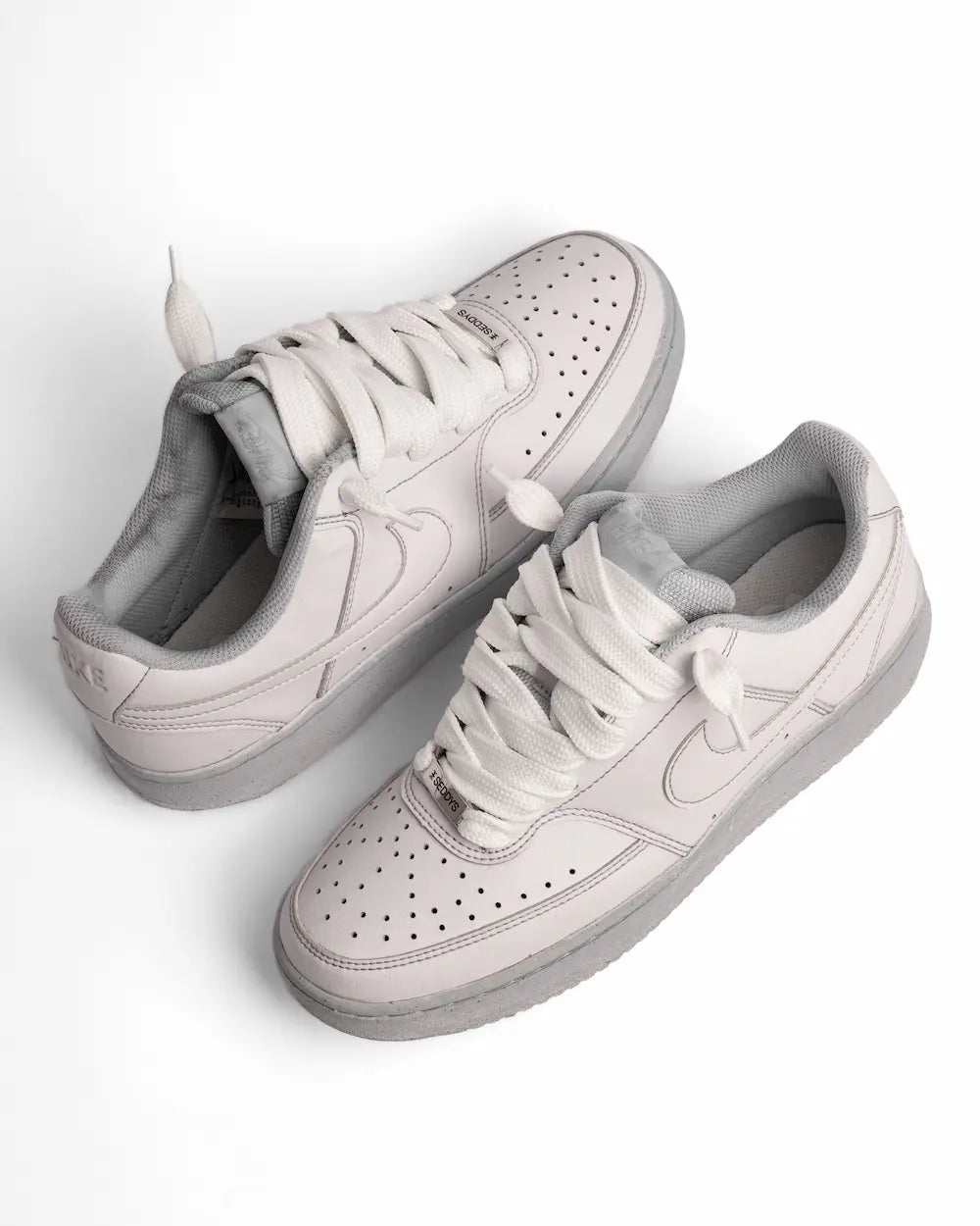 Nike Court Vision Dye Grey personalizzata in colore grigio chiaro
