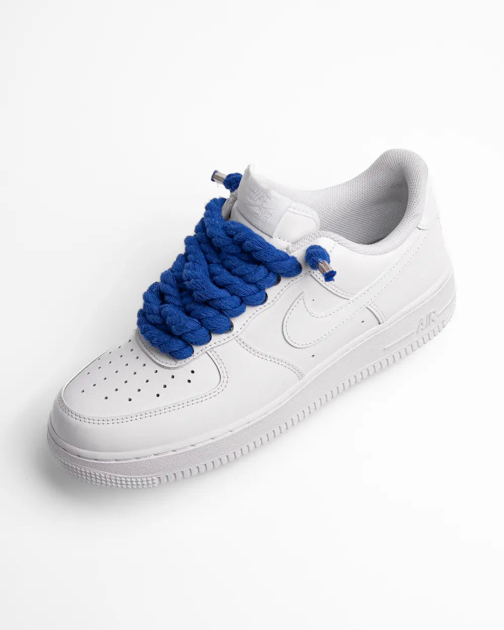 Nike Air Force 1 bianca personalizzata by SEDDYS con lacci in corda blu