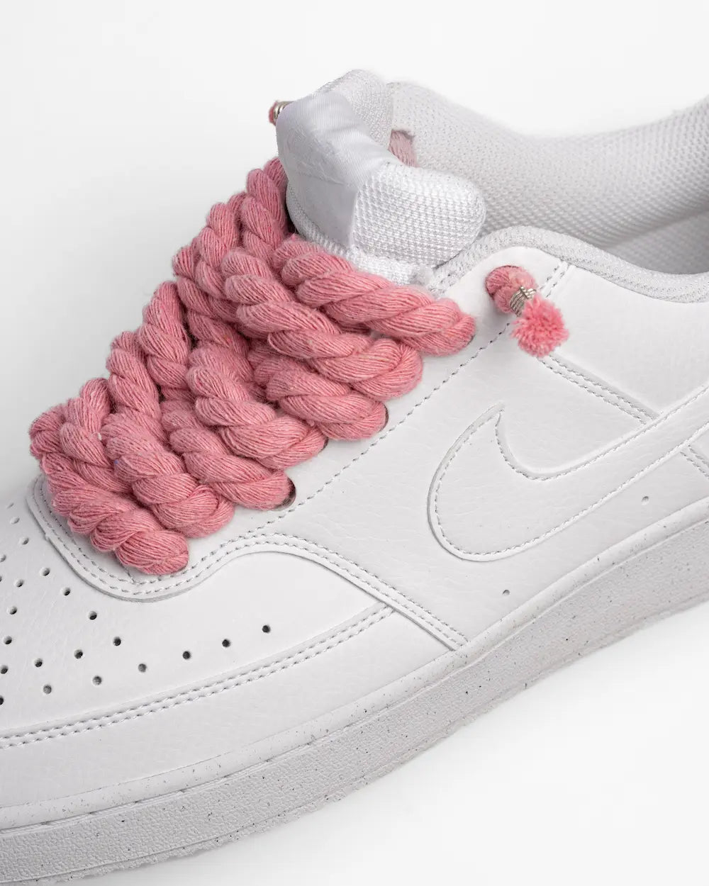 Nike Court Vision personalizzata con lacci in corda rosa pastello