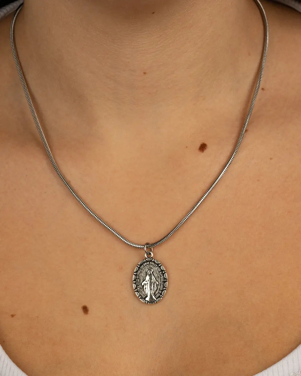 Collana Holy mary